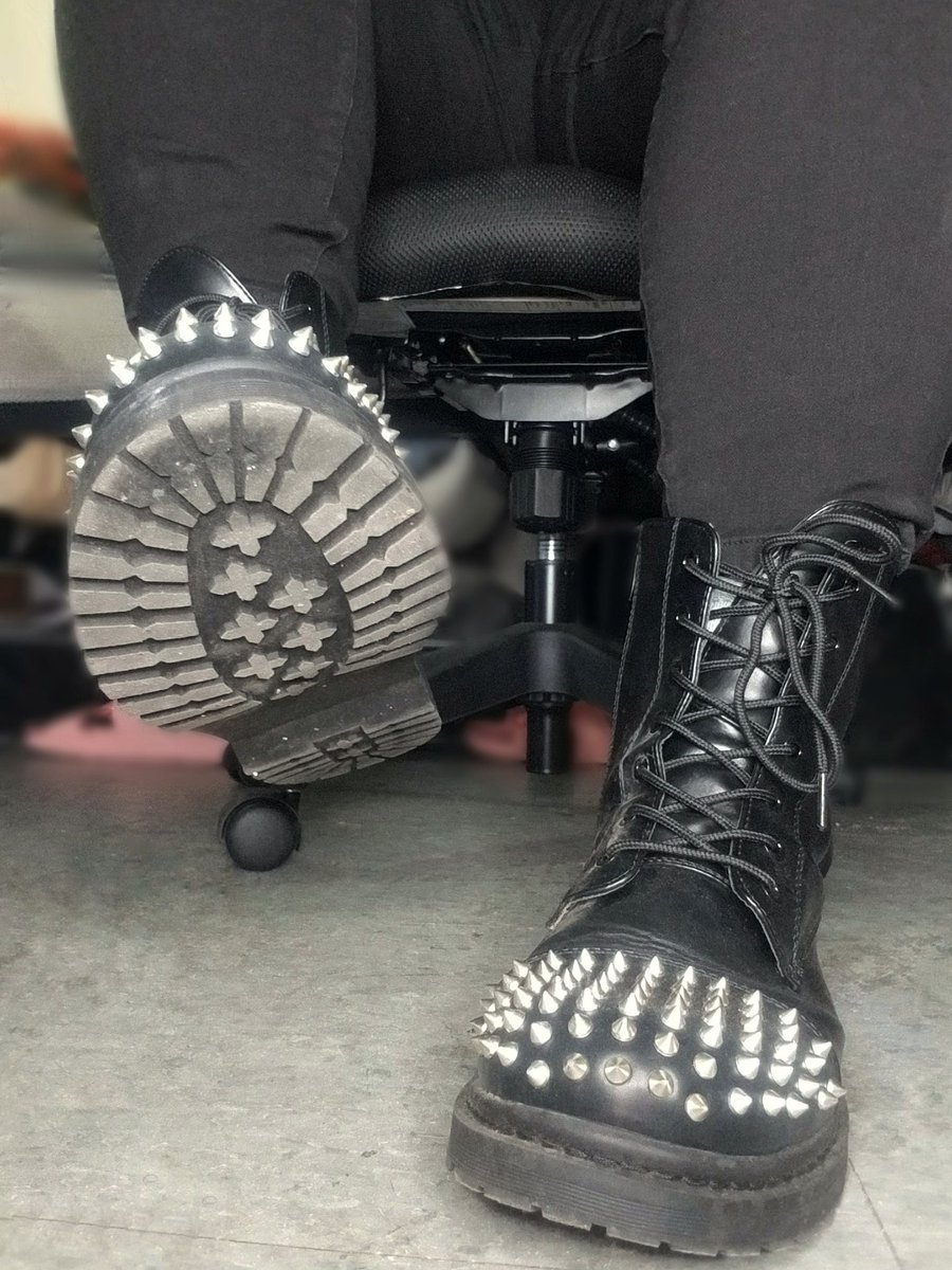 BlackDomina12's tweet photo. Lick em before I kick you.

@poc_rt @BlkFmSupremacy @RTbetasub @ebonypromo
@RTDoms @ebonydompromos @promos4dommes

Femdom, Sims4p0rn, Sims4domme, Simsdomme https://t.co/5D7P8L8hZR