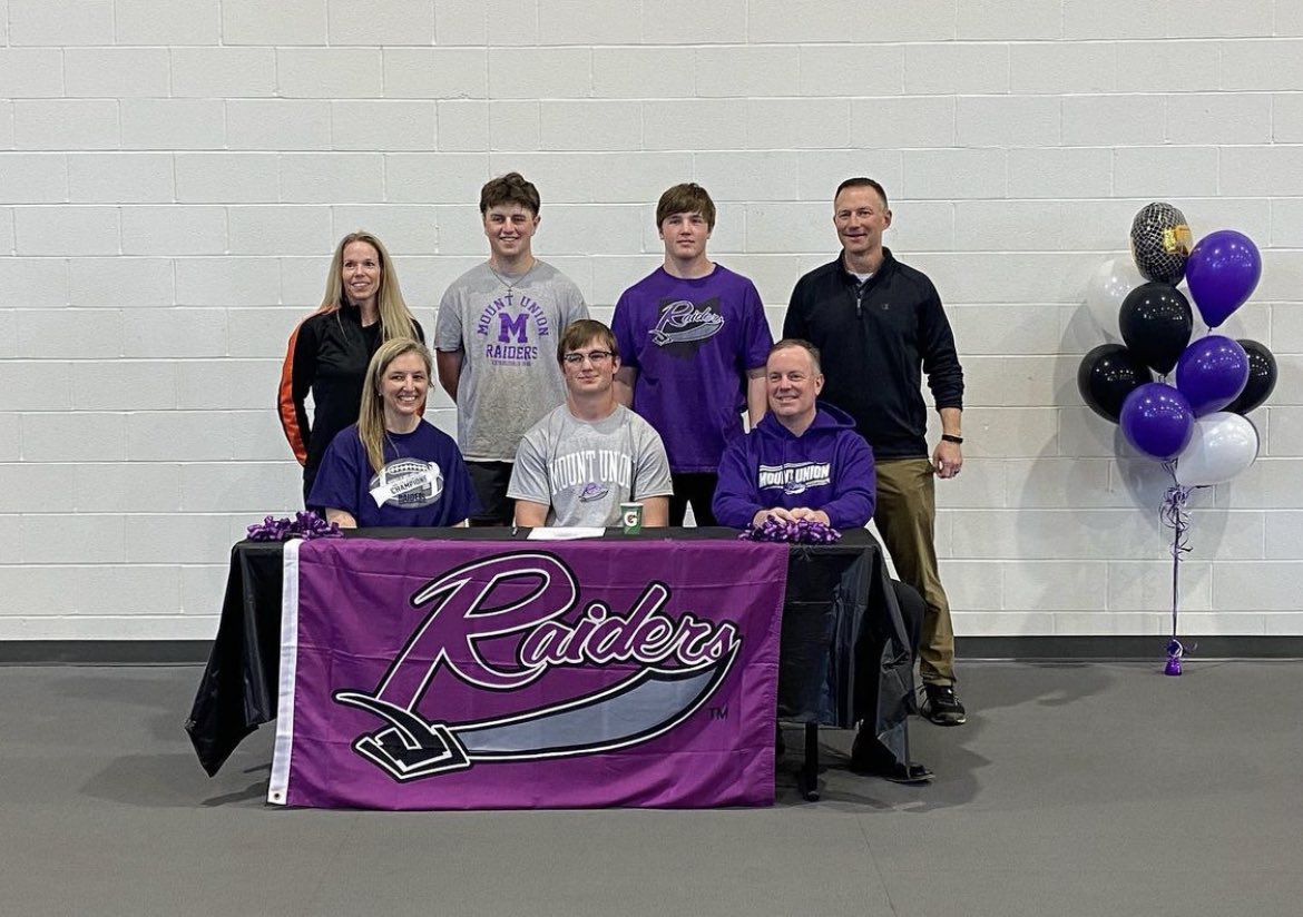 Zach Mullins tweet media