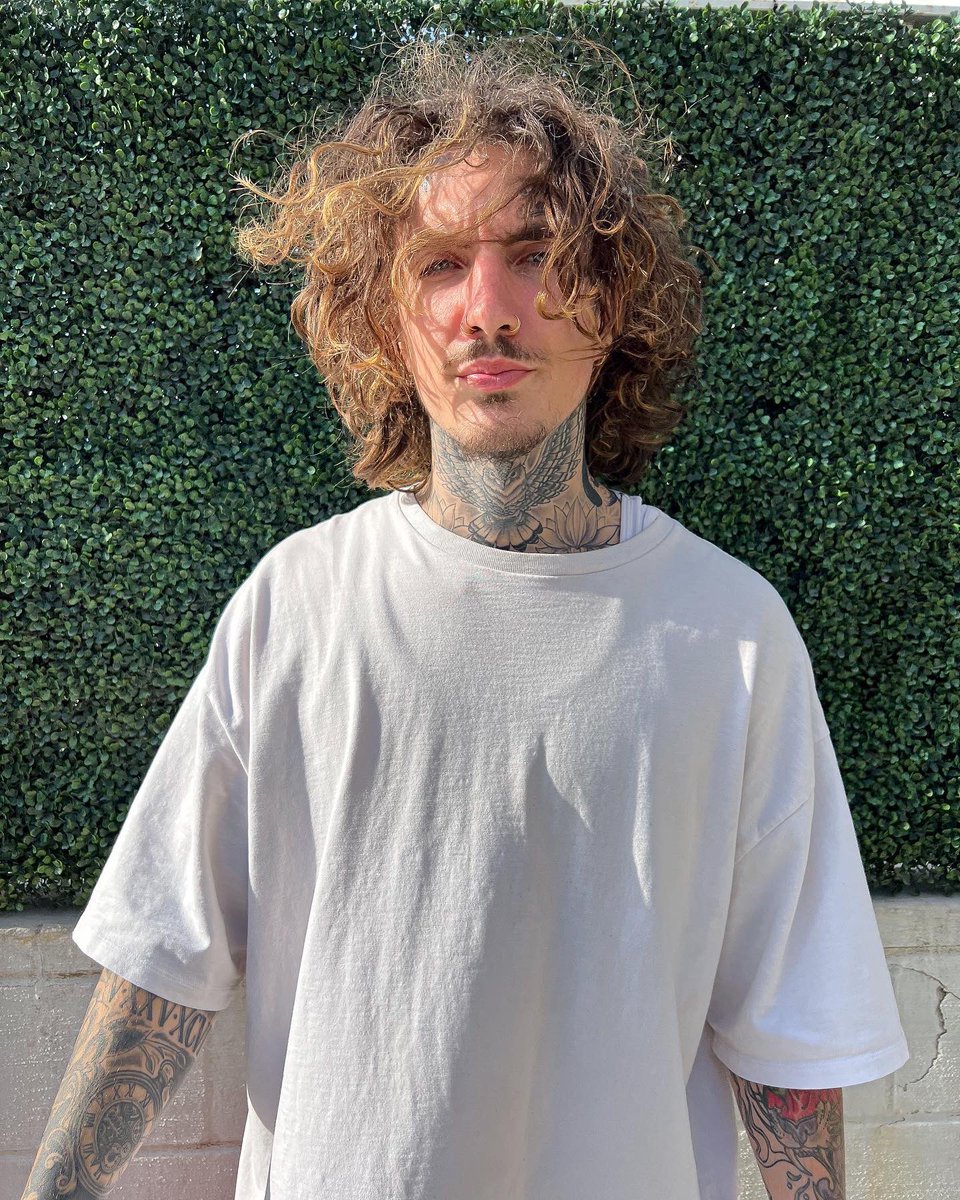 Deanothebarber_'s tweet photo. Crazy hair https://t.co/yKqI3zHEPY