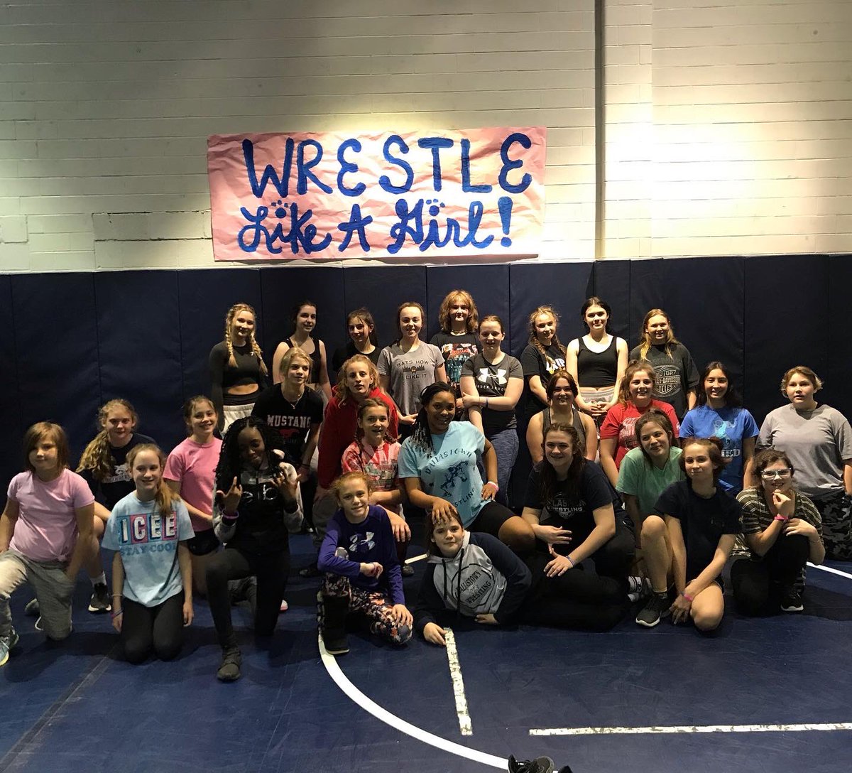 Great turnout for Try Girls Wrestling Night! 🤼‍♀️🐾