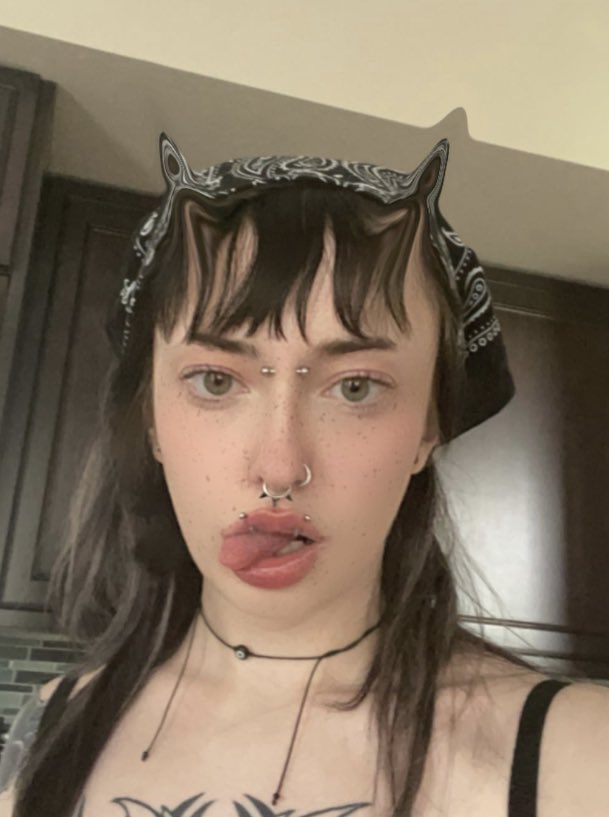 333oeee's tweet photo. 👿😈 https://t.co/GzJzVYMSt3