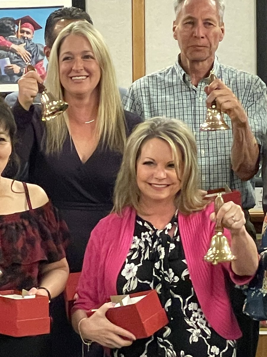SunsetMiddle's tweet photo. Congratulations @TaraChesler on 25 years of service with the @SVVSD!  We are so proud of you!  #StVrainStorm. https://t.co/lZDw5cMsDn