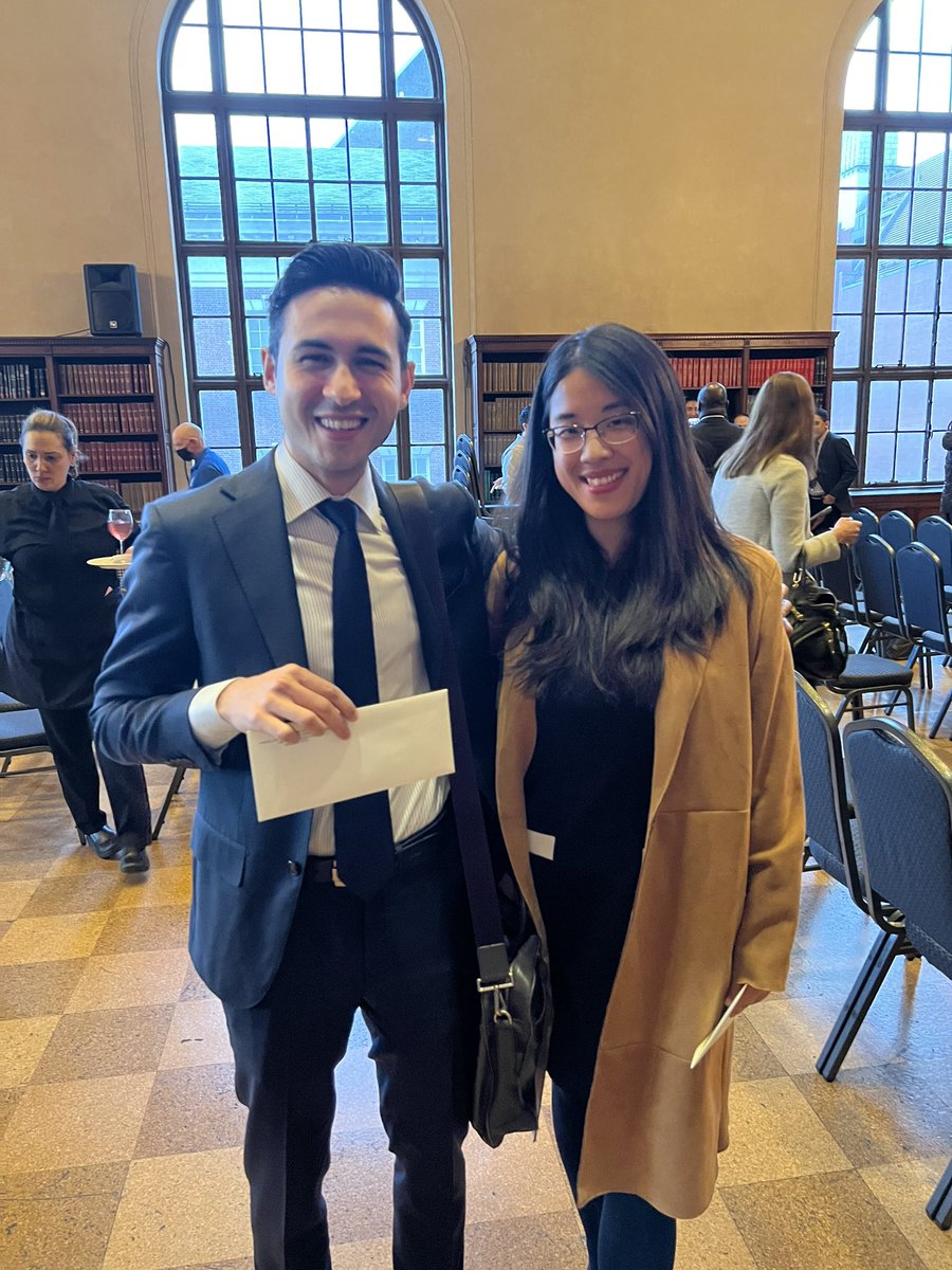 Jason_Kim_MD's tweet photo. Congratulations to @SBUrology residents @IgorInoyatov and @UroAnnie for their 1st and 2nd prize awards at the 2022 Valentine Essay Award!  @NYSAUA https://t.co/nELJSIBz8j