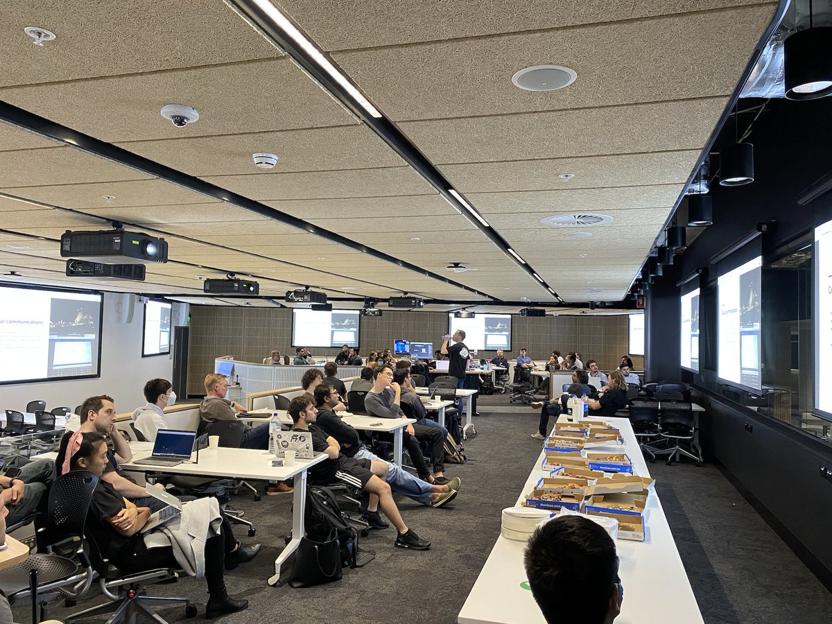 hndanesh tweet media