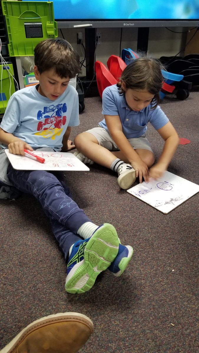 asmith_edu's tweet photo. A bit of peer-supported math strategy development using a gamified model called "Silent Strategy" or "silent math": Understanding and notating our different strategies helps us to discover new ways of thinking and be reflective about our own strategies. #dmheights https://t.co/OOrk0YojaL