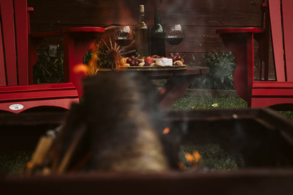 BbqBakers's tweet photo. Just a little Fire and Wine for this hump day ☺️ what's your favorite before side beverage? #wine #charcuterie #fireandwine https://t.co/hi4YpT6uuC