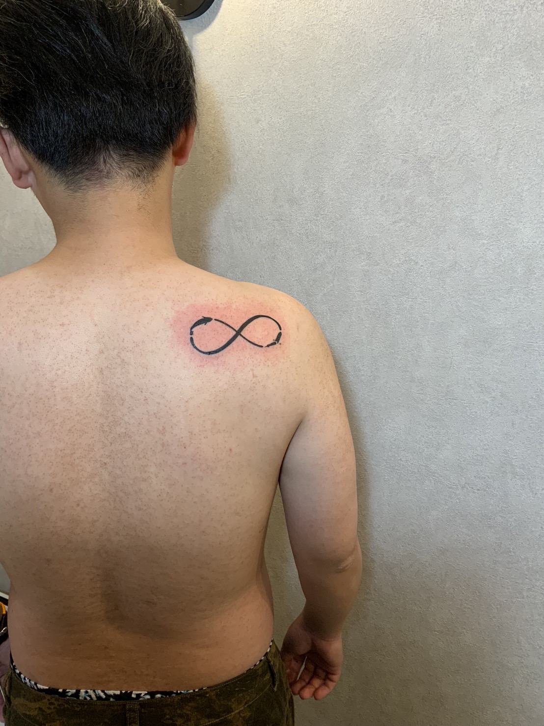Viagem Ink Tattoo Studio En Twitter 横浜 元町中華街のタトゥースタジオ Viagem Ink です ブラックバスがビックベイトを無限に追いかける 釣り人の面白いアイデアですね 海外の方でしたが 大変日本語が上手で驚きました 努力できる人はどんな分野でも伸びてい