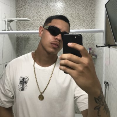 Elon musk me fez voltar pra esse App