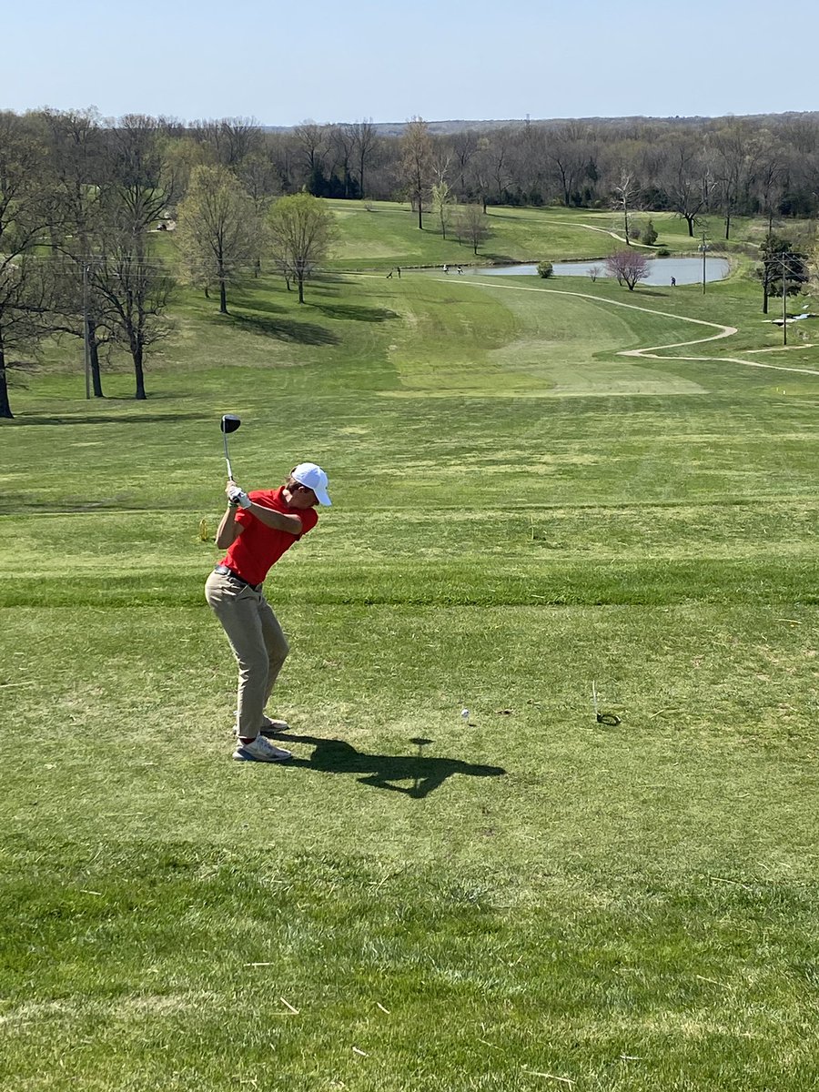 STCHSgolf's tweet photo. STC golfers finished 6th today at the St. James tournament. Ryan Bozada finished 8th overall and also won the long drive competition! https://t.co/Kju56f2fZ7