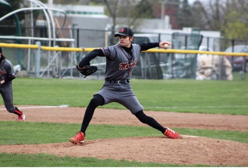 StetlerBrian's tweet photo. Senior Year is flying by for Isaac Stetler-LHP/OF playing for Marshall HS (MI). He is literally developing in front of our eyes and it’s so exciting to see how far he can go! #hardwork #latebloomer #hatestolose @zahni38 @drew_devine249 @MHSRedhawks @MarshallHSBB @baseball_grcc https://t.co/2pJKF1RkGj