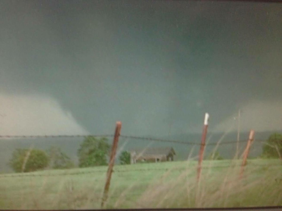 Oklahoma Tornadoes 🌪️ on Twitter "KOCO during Carney tornado "Only
