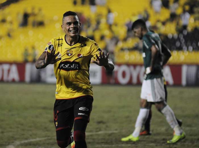 IvanTrivinoS's tweet photo. DE OPORTUNIDAD!!

TOMO 1:
¿Cómo ganarle a Palmeiras en Guayaquil?

TOMO 2:
¿Cómo eliminar a Palmeiras en Brasil?

TOMO DE CORTESÍA:
¿Cómo eliminar a un campeón de América? https://t.co/iqAMUmTHCe