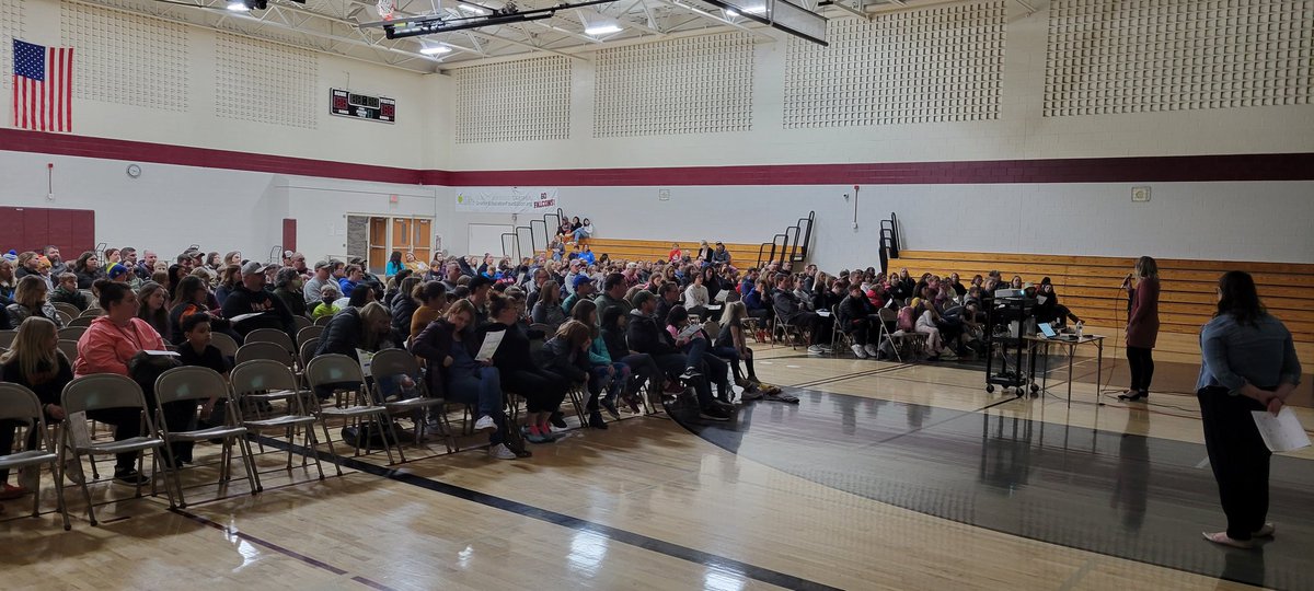 JLMS_Falcons's tweet photo. Awesome to meet the future JLMS class of 2025 tonight! https://t.co/fZ8LuneVqu