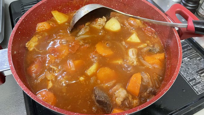 人ã¯ã©ãããŠã«ã¬ãŒãäœããããŠããŸãã®ã(1人