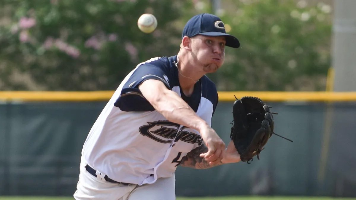 Chipola alum Bowden Francis is making his MLB debut right now on the MLB network. #ChiPROla