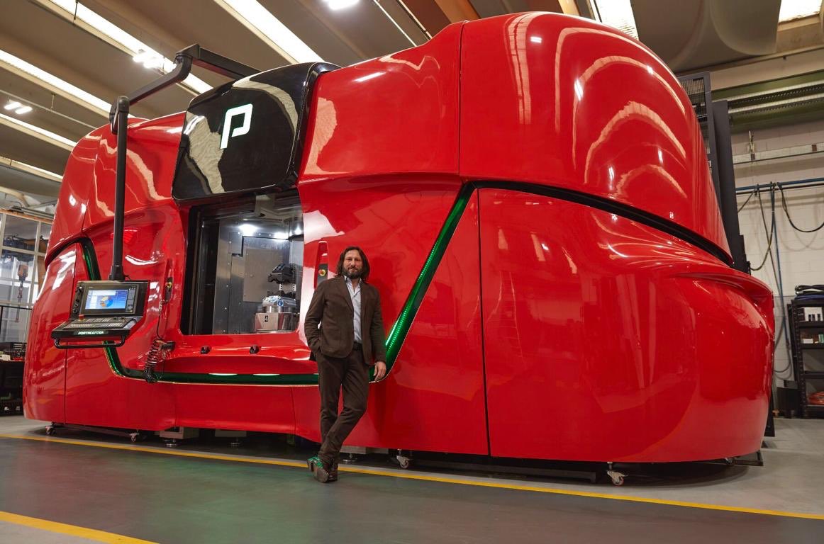 MOLittleriver's tweet photo. Trying to work out if this a machining centre or a giant toaster 🤔 
Remember kids, not all drugs help the creative brain 🧠 
#toaster #cnc #madeinitaly https://t.co/WG7bTYrJ3e