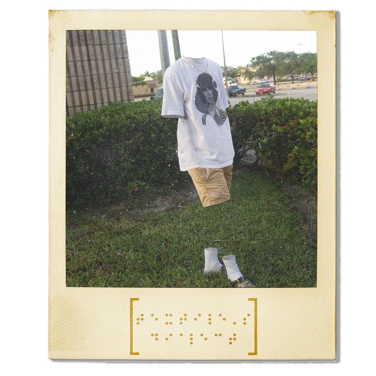 U4_BlackStar's tweet image. Our brand just dropped today go follow @TextilesDialect🏁🏁