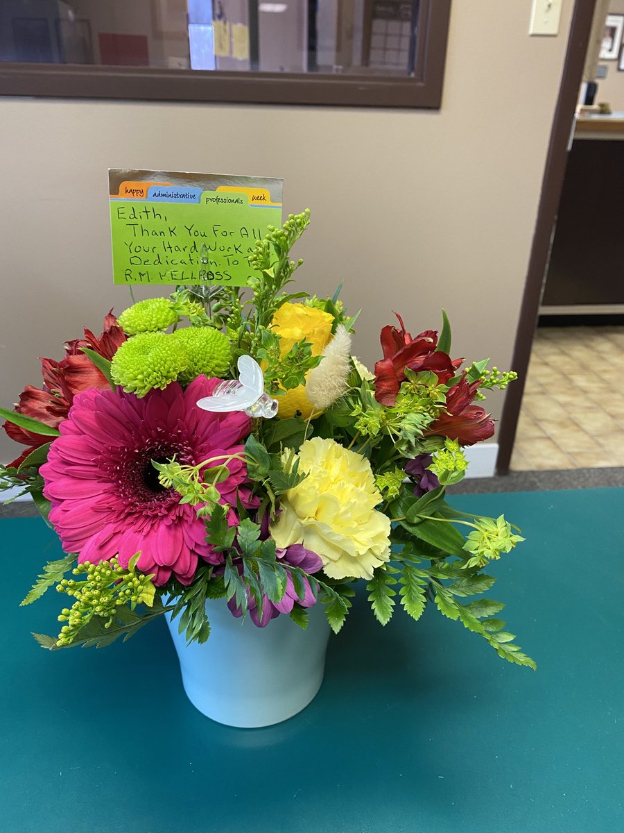 EdithGoddard's tweet image. Thank you to the Council of  the RM of Kellross No. 247 for acknowledging me on Administrative Professional Day!  Very much appreciated it !