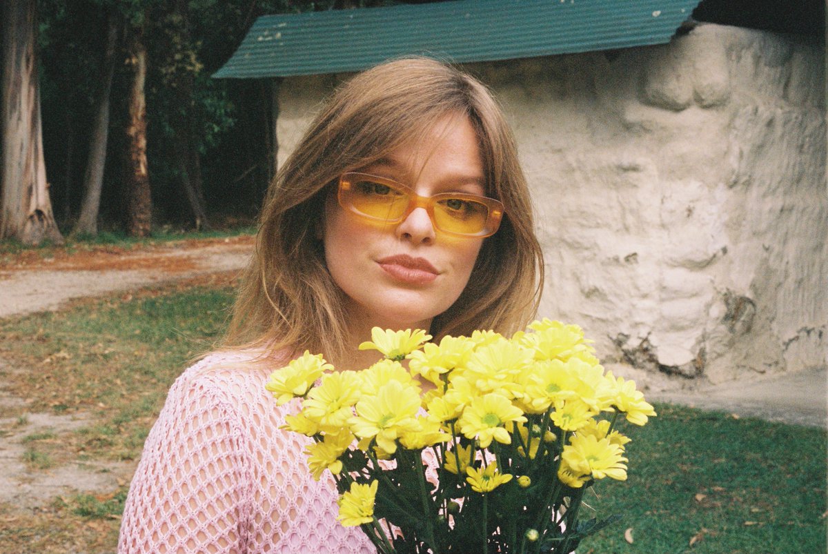 My new single 'Scared Angel' is out now! Stream: sappho.lnk.to/ScaredAngel
Live shows start next week! 
Fri May 6 - The Curtin, Melbourne - Tix: bit.ly/34zeBNN
Thu May 12 - The Vanguard, Sydney - Tix: bit.ly/3tqBKwi

Photo: Michael Zito