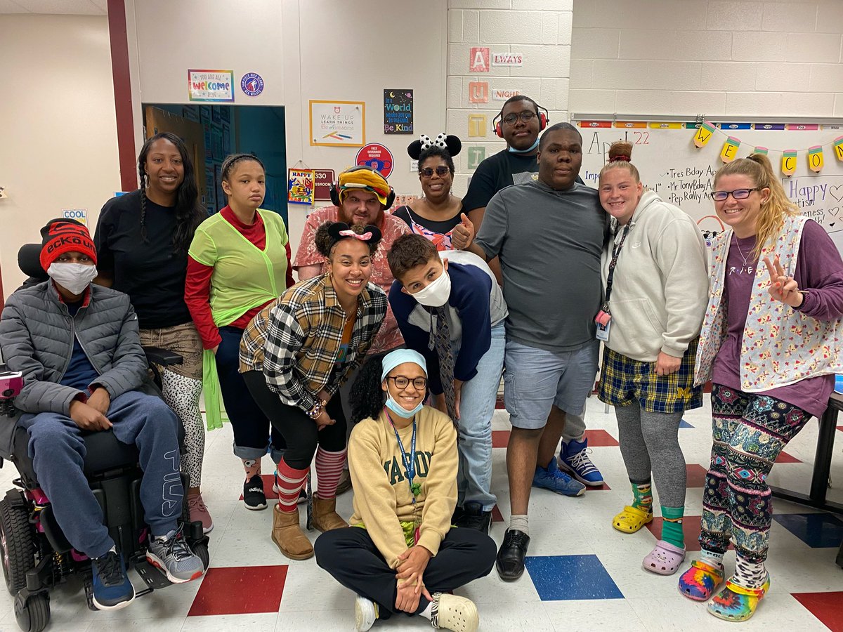 Ms/Coach Scott tweet media