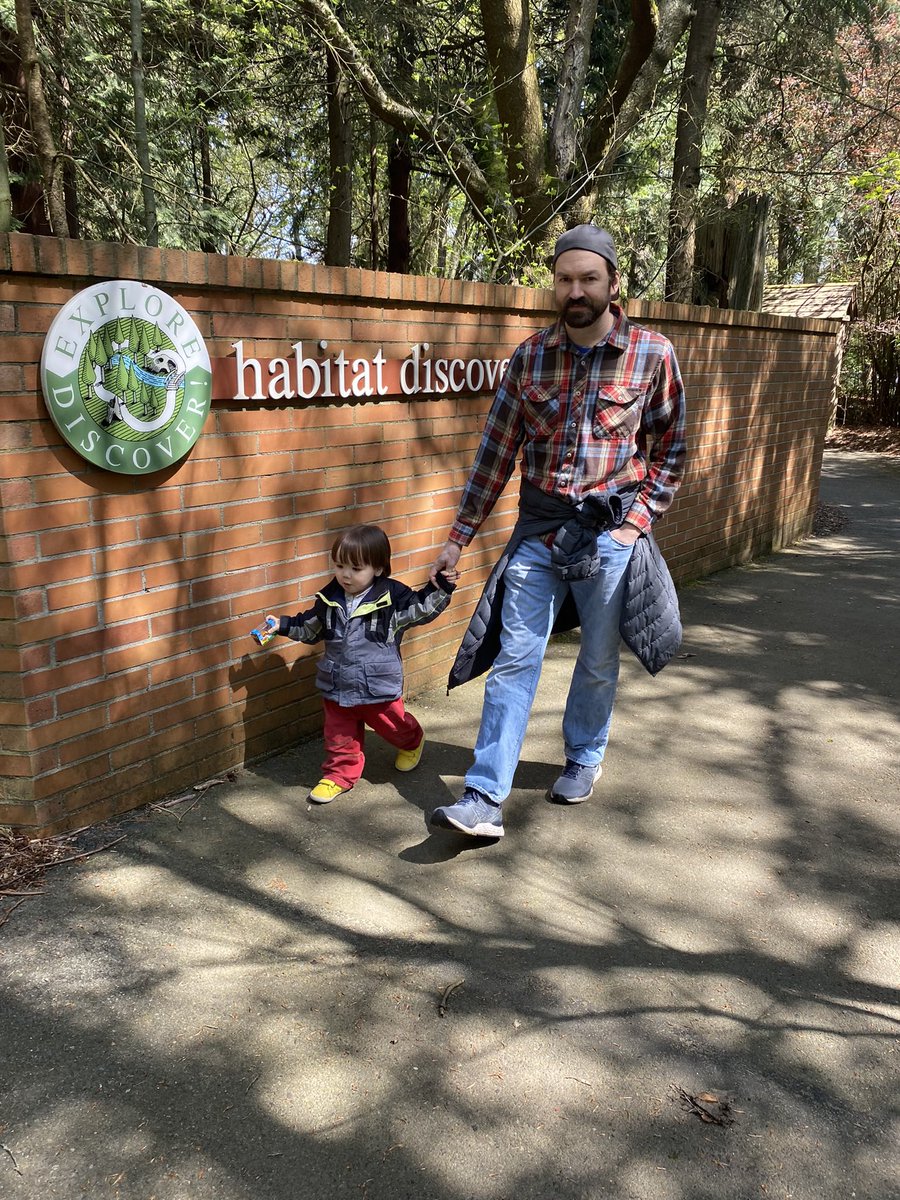 Fuschia_Blue's tweet photo. I’m listening to my son and my husband sing along together to 🍌 Bananafone by @Raffi_RC in the bath. 🛁  

#parenting  #love #raffi #banana https://t.co/hheDyOgS3F