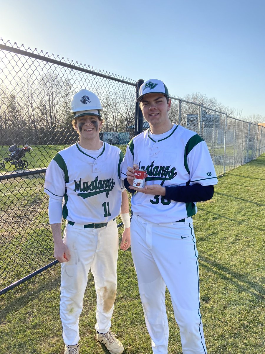 7-4 finish over WBL at home! Big shout out to the Hard Hat mental toughness player of the game, Jack Henrich, and Mr. Campbell’s Beefy Mushroom himself, Andrew Simon! Day off tomorrow and then back at it versus the Ponies Friday! #gomustangs #TEAM