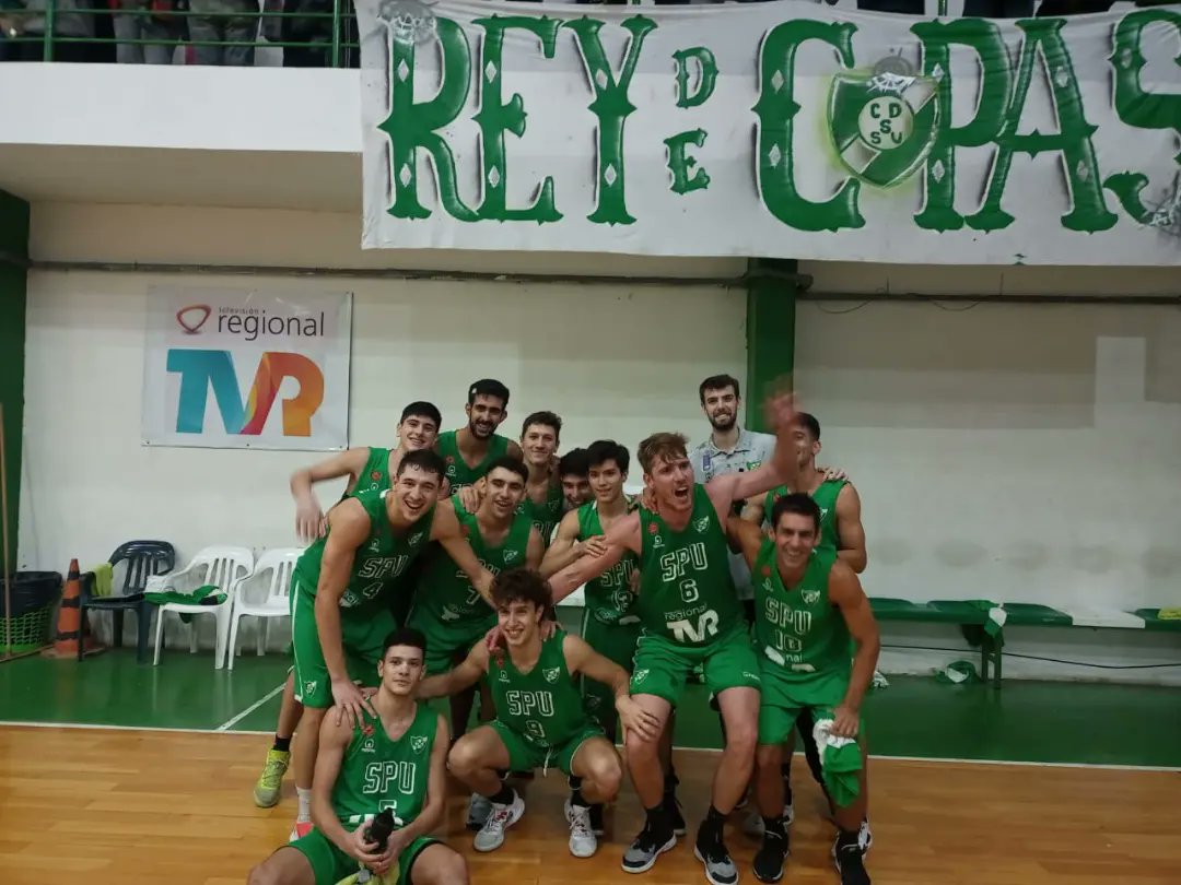 UnidosSportsmen's tweet photo. ¡GANOOOOOOOOO SPORTSMENNN! 🔥

✅ TRIUNFAZO EN EL CLÁSICO DE LA SEXTA POR 89-76 EN CASA ANTE EL ETERNO RIVAL 👊🏼

📈 EL VERDE ASEGURA SU LUGAR EN LOS PLAYOFFS DE #LALIGAFEDERAL 🏀

#VAMOSVERDE 🇳🇬 https://t.co/MwKMWuxLnw
