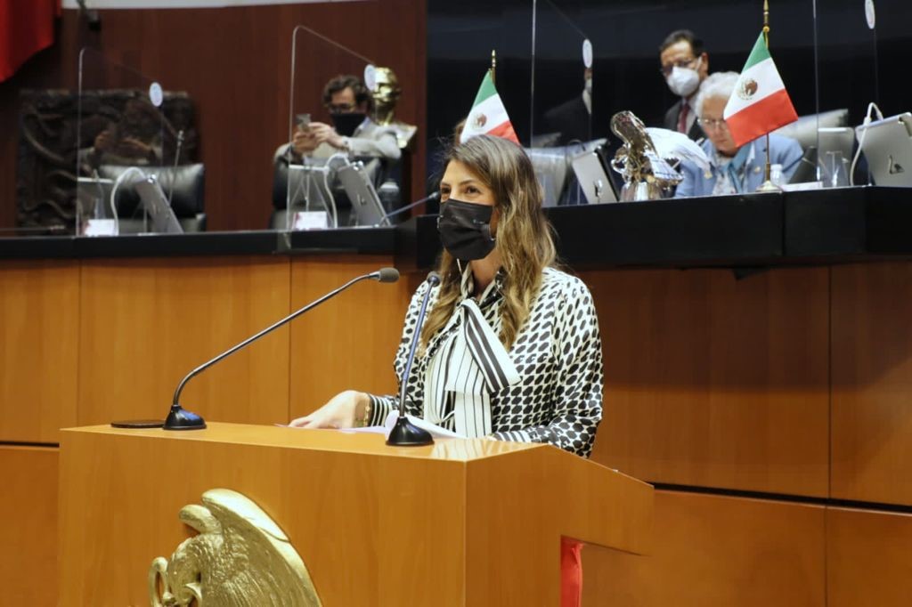TelodijeMx's tweet photo. Aprueban Comisiones del Senado Iniciativa de fortalecimiento a la Legítima Defensa presentada por la Senadora Sylvana Beltrones Sánchez https://t.co/zGgBTFwOzQ https://t.co/uIHvjMlZ2H