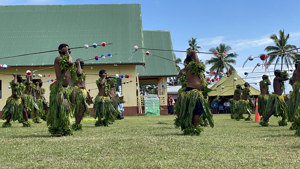 LiceMovono's tweet photo. The way the people of Northern Fiji have received and responded to the Australian GG has been humbling, grounding and thought provoking. Babasiga sa Babasiga ga! #Fiji #FriendlyNorth #Observations https://t.co/EoMHFhz3f1