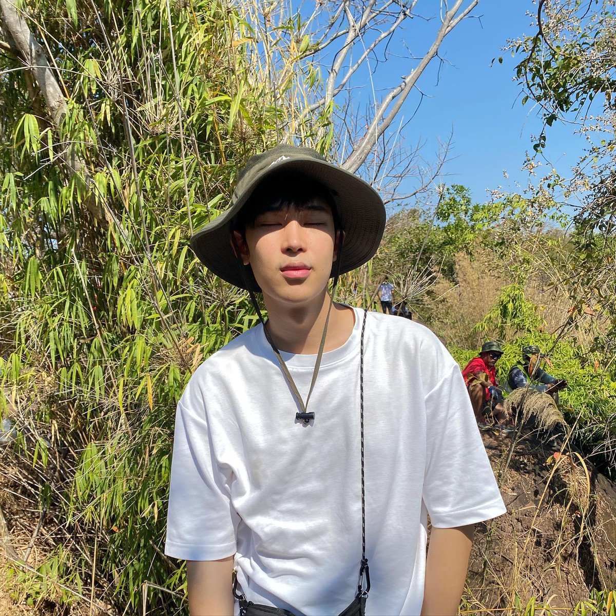 PlankooOfc's tweet photo. ถ้าวันนึงฉันเดินเข้าป่า 🌴🌿🌱

🔗 https://t.co/4PlemBPunW

Cr. IG : plankoo
#plankoo https://t.co/om9TMqqrPn