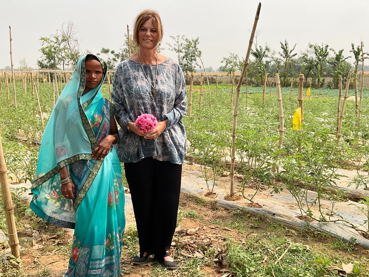 AusAmbNP's tweet photo. Women like Tara Chai of Mayadevi RM, Lumbini are benefitting from 🇦🇺 support via @umnnepal to revive economies of COVID-affected communities. Agricultural training is assisting Tara to grow &amp; sell vegetables to support her family &amp; children’s education.  #PartnershipForRecovery https://t.co/DB1X8pFihD