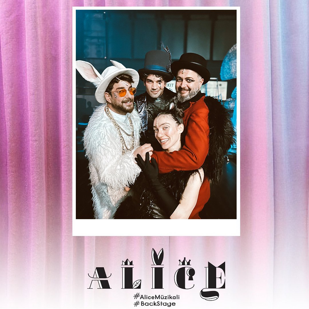 ZorluPSM's tweet photo. Alice Müzikali 7-8-9 Mayıs’da Zorlu PSM’de seni bekliyor! 💫👗♥️🐰🎩👑😻
 
#AliceMüzikali #SerenaySarıkaya #EzgiMola #EnisArıkan #ŞükrüÖzyıldız #İbrahimSelim #MerveDizdar #SerdarBiliş #BeyhanMurphy @alicemuzikali @Bkmonline @idiletisim https://t.co/GLyScTR0ku