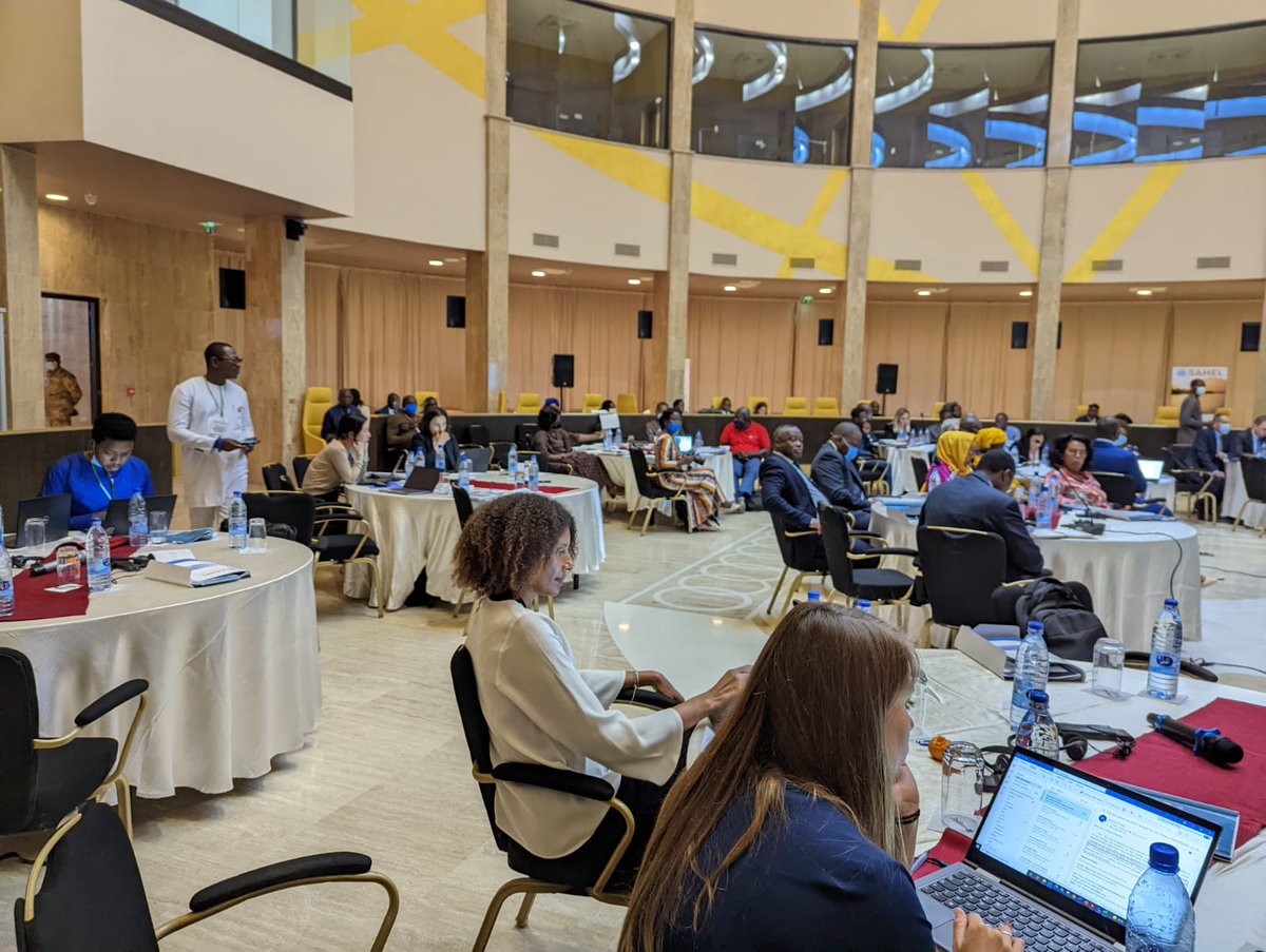 unis_sahel's tweet photo. Les discussions se poursuivent depuis Ndjamena🇹🇩!!!
La première session porte sur la question de la géopolitique actuelle au #Sahel : les implications pour l'ONU avec la présence du Secrétaire Général Adjointe @AminaJMohammed 👏

#ThrivingSahel https://t.co/hlbCg2eOPs