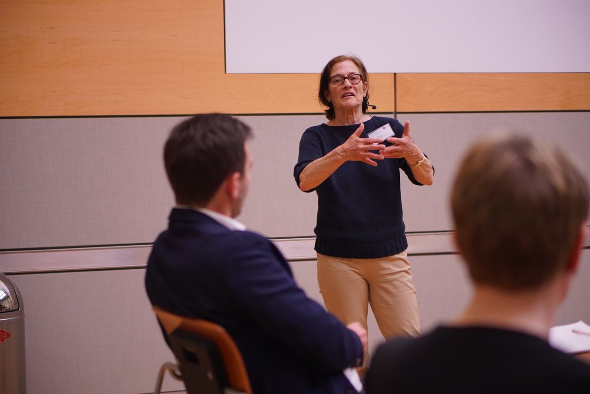 eggroup_lmu's tweet photo. Current #pedagogy inculcates #technocratic values: Nancy Ettlinger talked about the #datafication of knowledge production and Zoltán Cséfalvay rounded up #session3 with insights into Europe's #scaleup ecosystems. #KnowledgeAndSpace #Symposium https://t.co/wfJrqZqul2