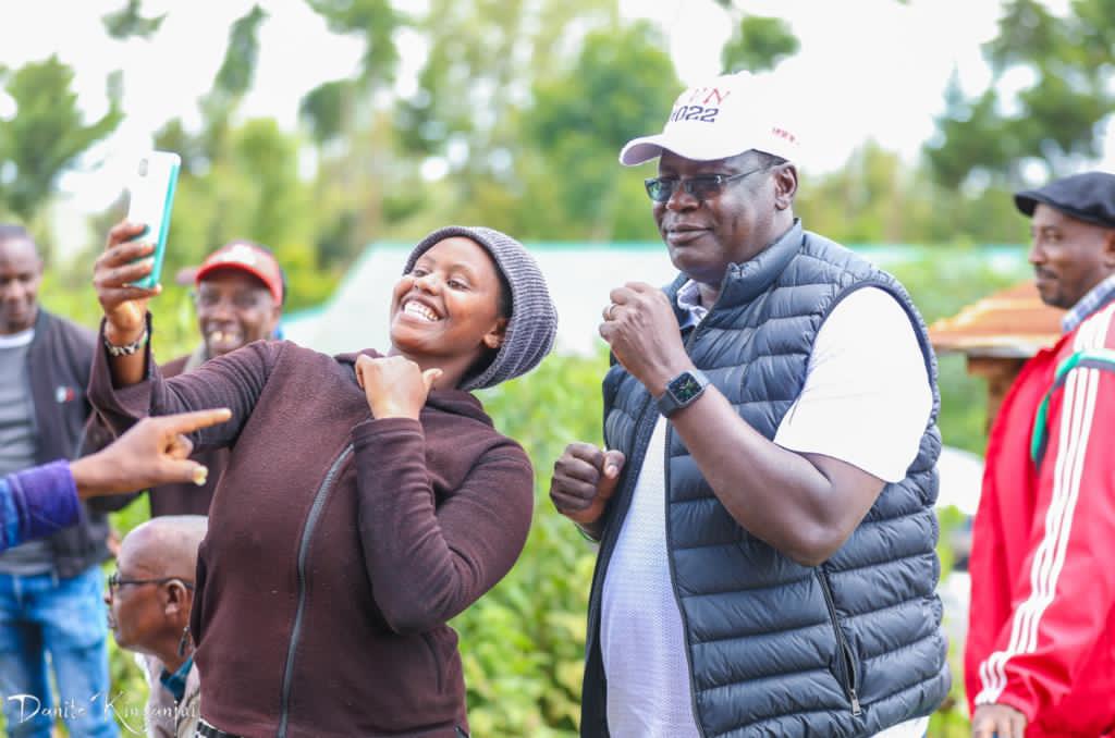 GachungaK's tweet photo. Kiambu Governor Hon. James Nyoro has plantform that fit majority of citizens YOUTHS.
#wirambere 
#NyoroTanoFresh
#NairobiCityMarathon https://t.co/f5NSvDUaaF