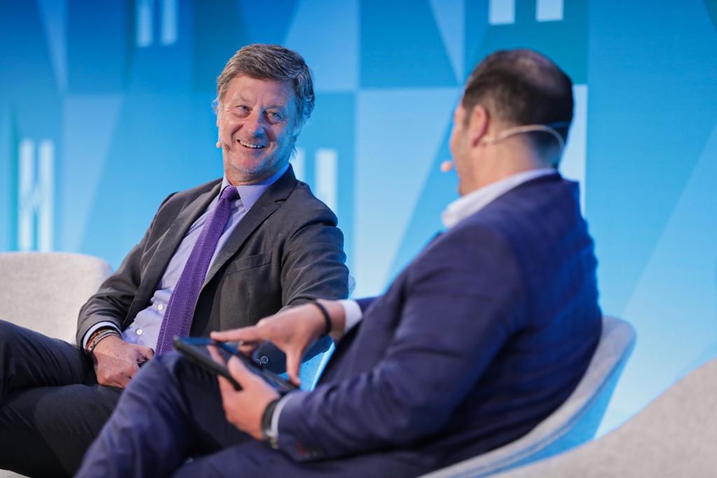 Accor's tweet photo. Last, but not least, our chairman &amp; CEO #SebastienBazin joined The Big Conversation: Experience, Innovation, Profit. "Good news for owners - there’s no better guide than the person at the reception, the concierge, they are members of the local community &amp; know better" #IHIF2022 https://t.co/VsJAH9qmZO