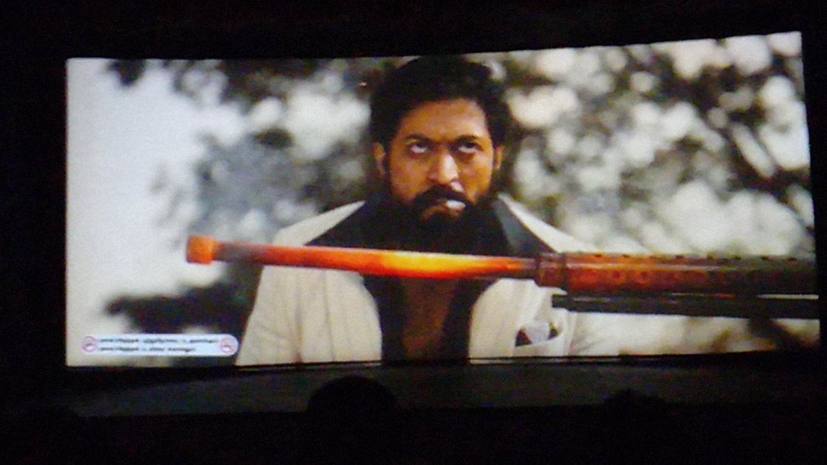 kuppurajkuppsak's tweet photo. 👑💥 #Rocking_Star_Yash 💥👑
#KGFChapter2 #BlockBusterKGF https://t.co/VyD6TsO3Qv