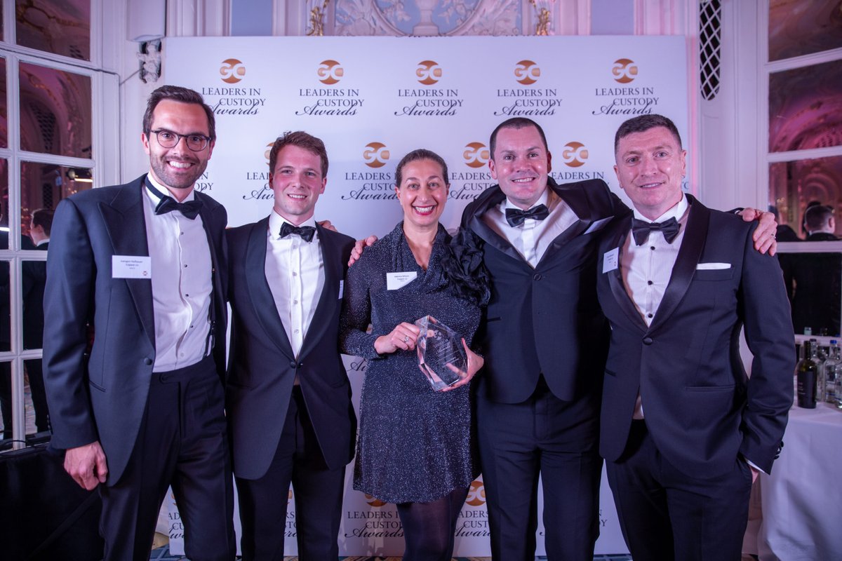 CopperHQ's tweet photo. 📸: The Copper team at @globalcustodian's 'Leaders in Custody' gathering last night, where we picked up the 'Digital Asset Innovation Award'! https://t.co/NEw0Ef7qoD