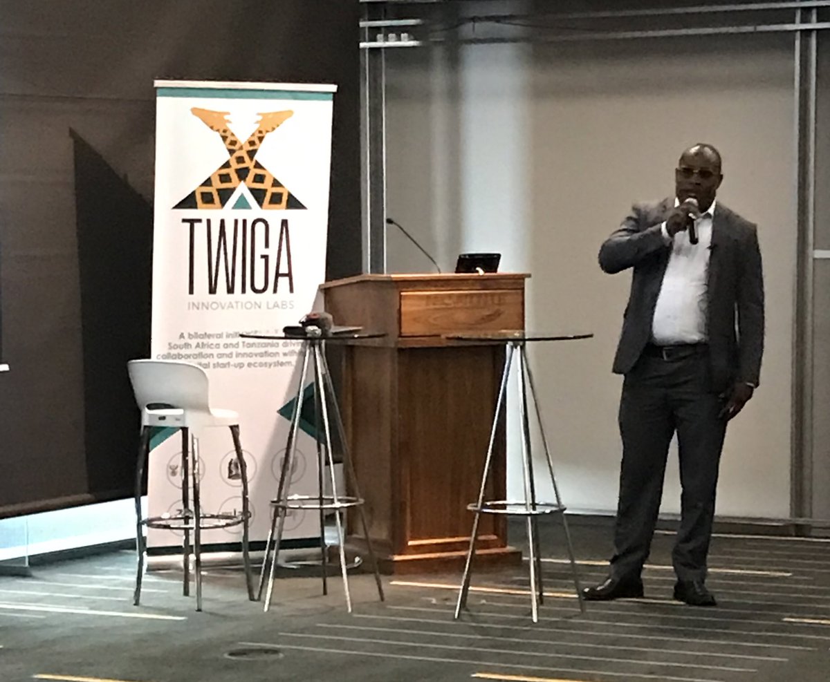 #NovFeed founder <a href="/OtaigoE/">Young Farmer</a> on stage 

#TWIGA2022