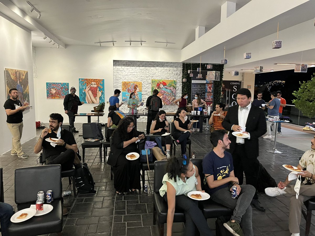 Algunas fotos de nuestro evento ayer! Le enseñamos a ~25 personas a crear su Wallet de <a href="/argentHQ/">Argent is now Ready</a> , a recibir y hacer su primer transaccion en <a href="/zksync/">ZKsync</a>. Gracias a <a href="/CryptexFinance/">Cryptex Finance</a> por financiar el gas ⛽️