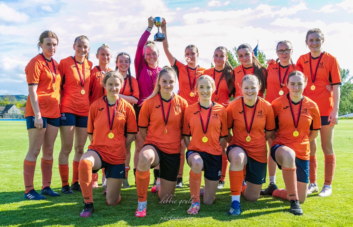 SchoolsSomerset's tweet image. Congratulations to our u19 girls County champions Bridgewater college  @TeamBTC_Sports. Well deserved winners. #thisgirlcan #esfa #scsfa #somerset #Champions #schoolsfootball