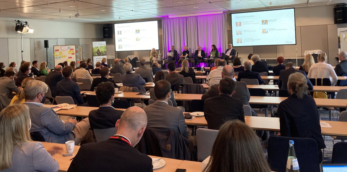 U_Mahadi's tweet photo. Panel discussion with #PhilippHauser @AgoraEW #HeikeFreimuth @EIB #BernhardvonderHaar @giz_gmbh #MBoddenberg @AHK_global #SouthernAfrica #AlexandraMichalski #BorealLight @JHelfmann #BusinessScoutsforDevelopment. #SustainableFinancing #CleanWater #RenewableEnergy https://t.co/obtSehxUPV