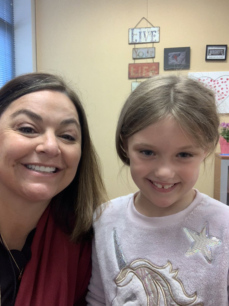 CScardinal's tweet photo. Making positive phone calls home for great guest teacher reports. Great job students. #OPSmomentsthatmatter https://t.co/8B4k8Yacbu