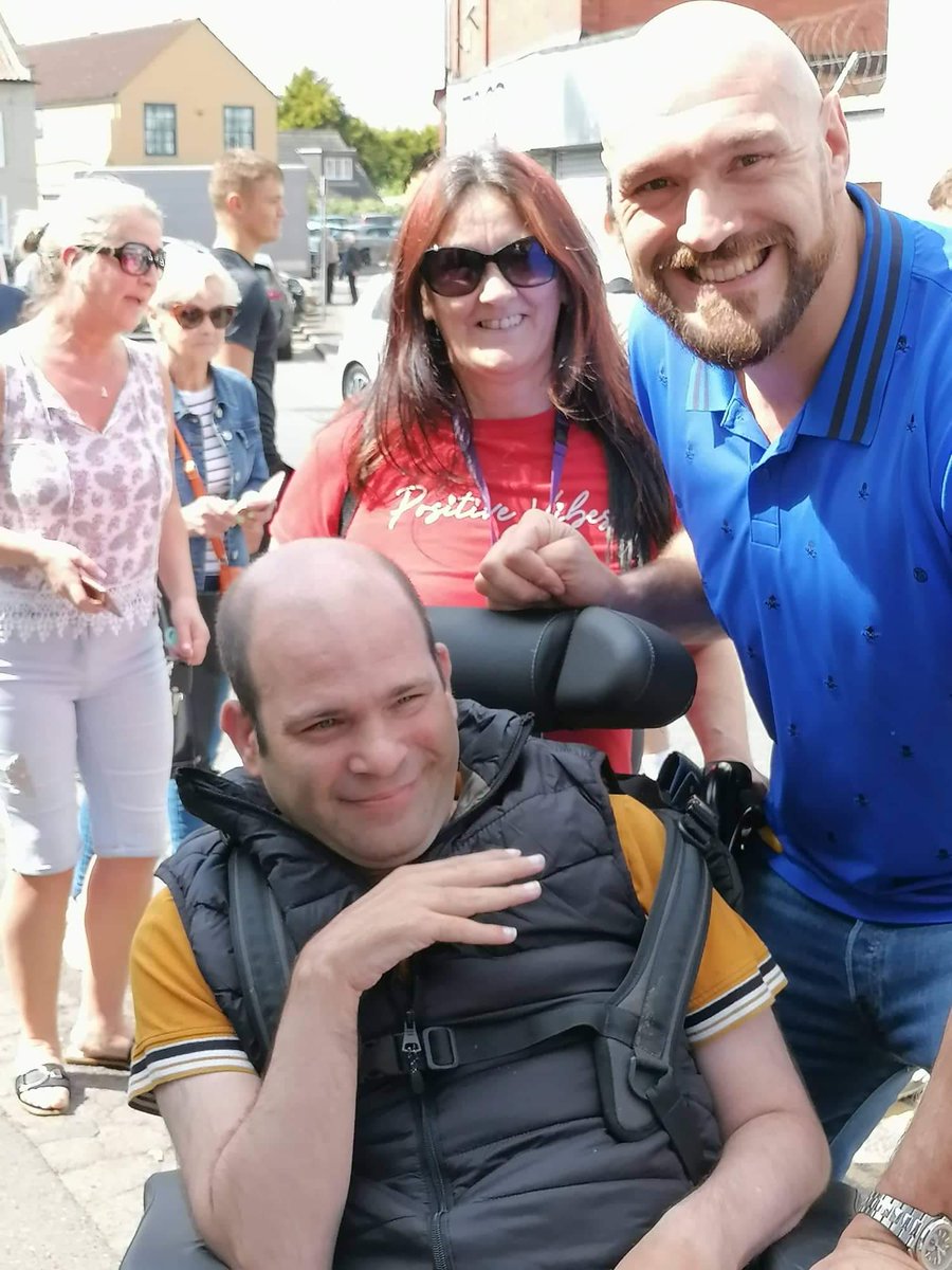 Thank you <a href="/Tyson_Fury/">TYSON FURY</a> for taking the time to say hi to Paul and Jenny in #Thorne earlier today! 

#Autism #Doncasterisgreat #Neurodiversity #Thankful