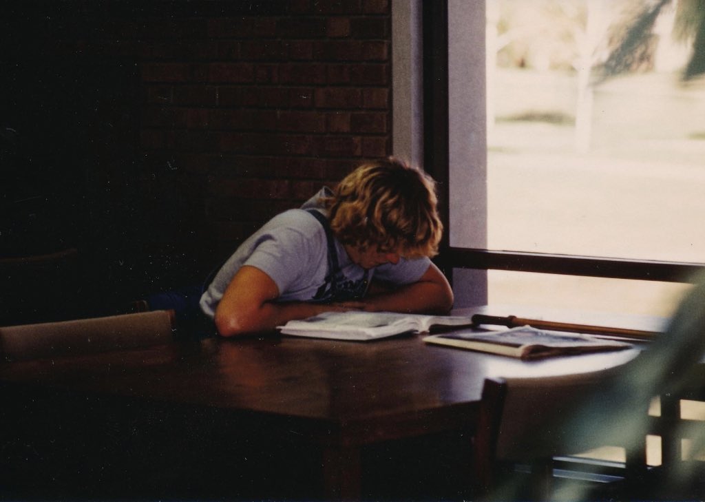 IC_Archives's tweet photo. And suddenly it is FINALS WEEK at Illinois College - Best of luck with exams, papers, and projects! 📖💻📚

Photo: Undated image of a student in Schewe Library. #throwbackthursday #IllinoisCollege @ICSchewe https://t.co/QX16nOZt4n
