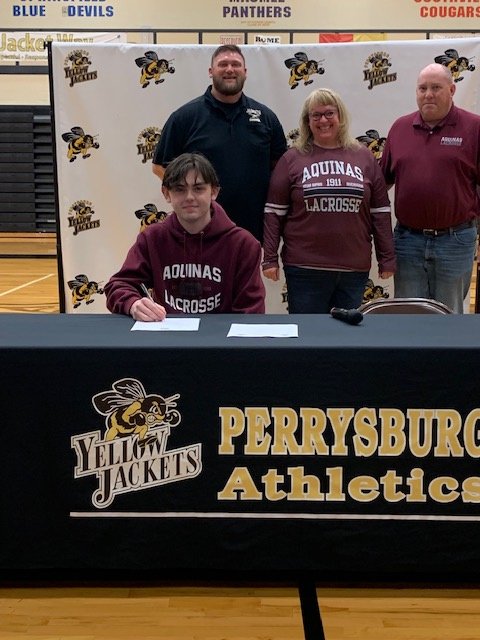 Congratulations to Beau Craig on signing with <a href="/AQMensLax/">Aquinas Lacrosse</a> this morning at our spring signing ceremony! #GoJackets