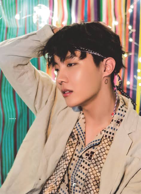 jalii26's tweet photo. This one too😚
#JHOPE #btsinsta https://t.co/NTQ7MflcpR