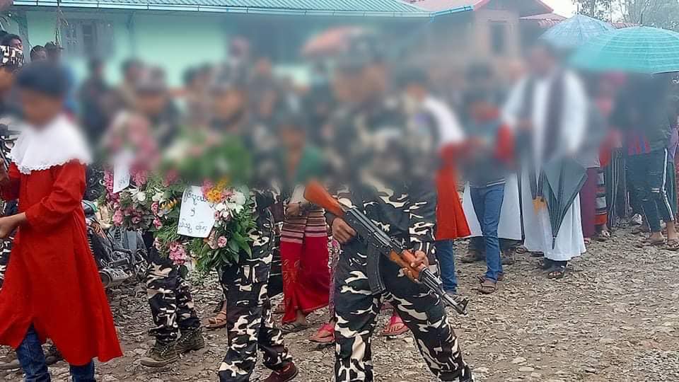 MizzimaNews's tweet photo. မတူပီမြို့နယ်တွင် တိုက်ပွဲပြင်းထန်စွာဖြစ်ပွားပြီး စစ်ကောင်စီတပ်ဖွဲ့မှ ၁၂ ဦးသေဆုံး

Read More | https://t.co/6YB0VTl0r9

#Mizzima 
#ချင်းပြည်နယ်
#မတူပီမြို့နယ်
#CDF_Mindat
#ချုံခိုတိ���က်ခိုက် https://t.co/jYTuDGBSrS