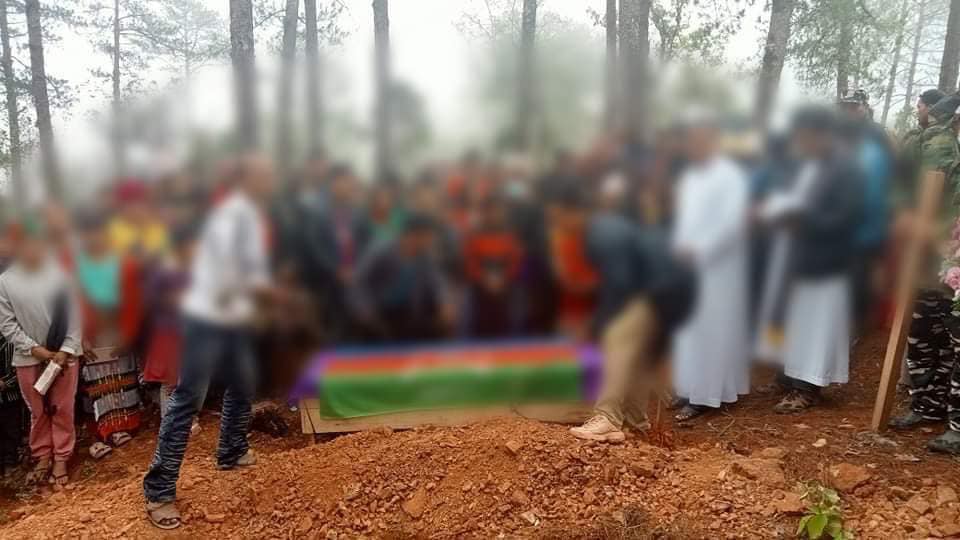 MizzimaNews's tweet photo. မတူပီမြို့နယ်တွင် တိုက်ပွဲပြင်းထန်စွာဖြစ်ပွားပြီး စစ်ကောင်စီတပ်ဖွဲ့မှ ၁၂ ဦးသေဆုံး

Read More | https://t.co/6YB0VTl0r9

#Mizzima 
#ချင်းပြည်နယ်
#မတူပီမြို့နယ်
#CDF_Mindat
#ချုံခိုတိ���က်ခိုက် https://t.co/jYTuDGBSrS