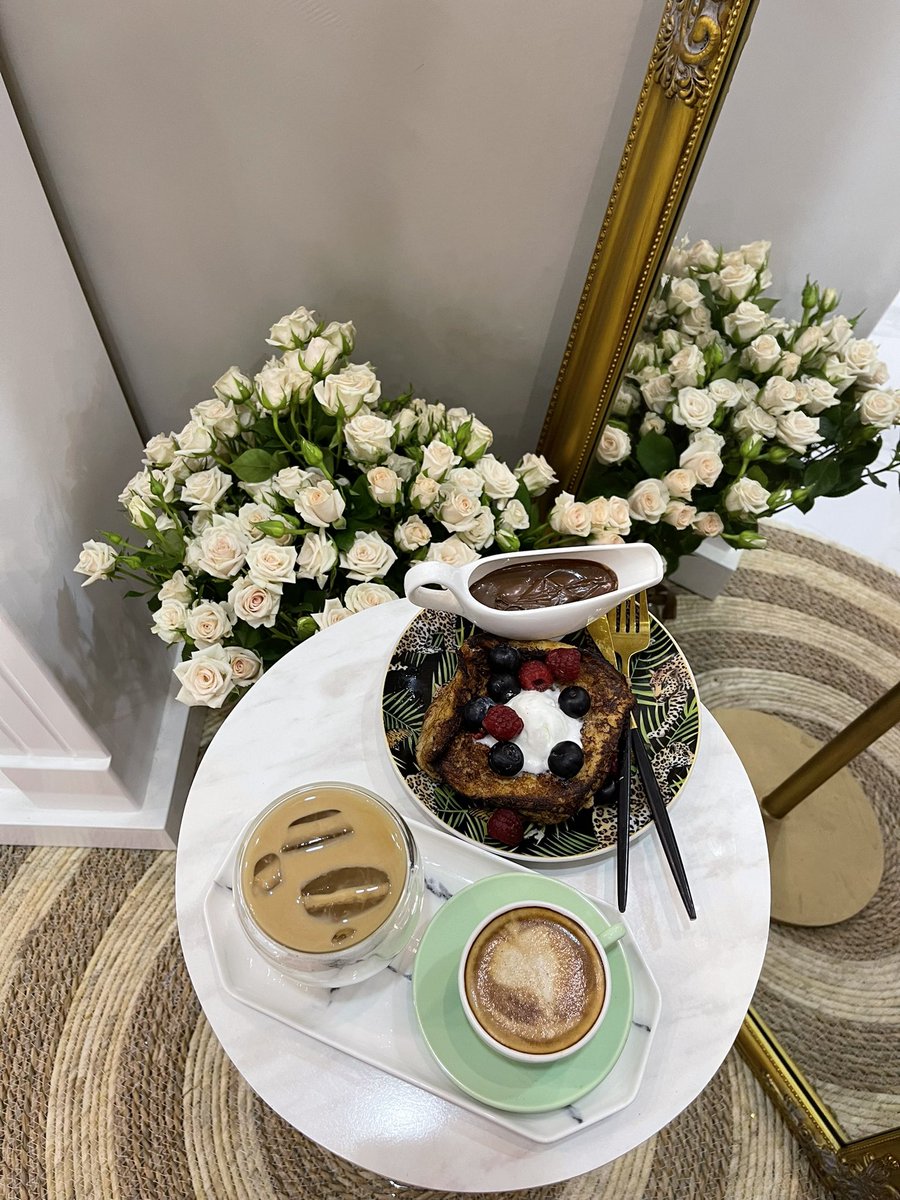 nweerr27's tweet photo. يا خير ما أهدتنيَ الأيام 🤍. https://t.co/ZH3iK5rwW8
